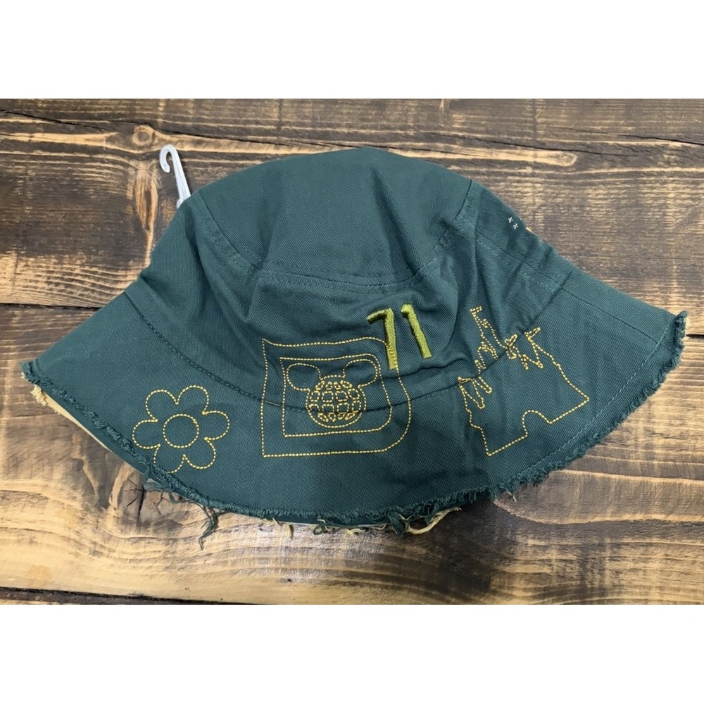 Disney Parks Walt Disney World Reversible Bucket Hat Most Magical Place Earth NW - Picture 2 of 5
